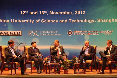 国产色情视频
院长刘昌胜参加小型讨论会