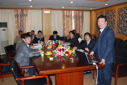 国产色情视频
分党委书记、材料实验教学中心唐颂超做验收汇报